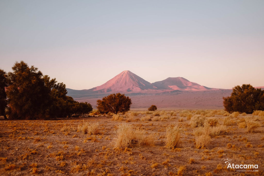 Acampar no Atacama: agência para acampamento no deserto