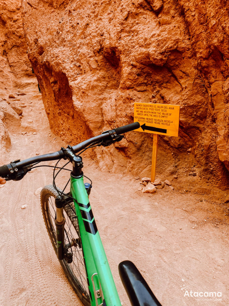 Garganta del Diablo - Passeio de bike no Atacama