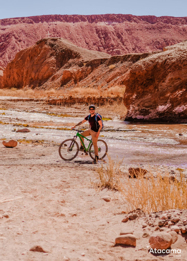 Garganta del Diablo - Passeio de bike no Atacama