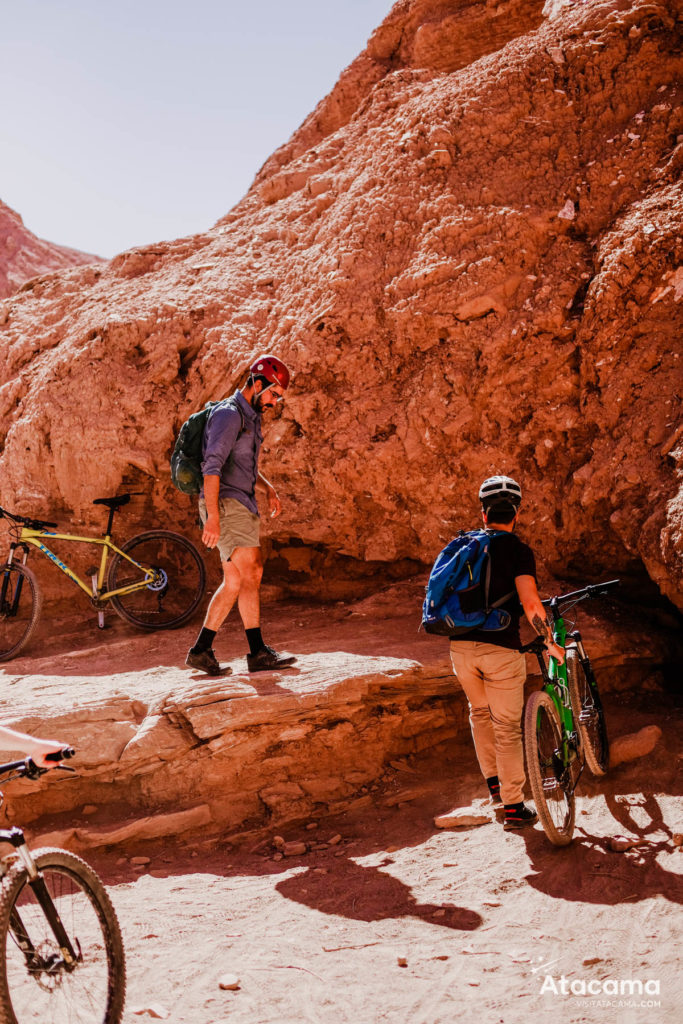 Garganta del Diablo - Passeio de bike no Atacama